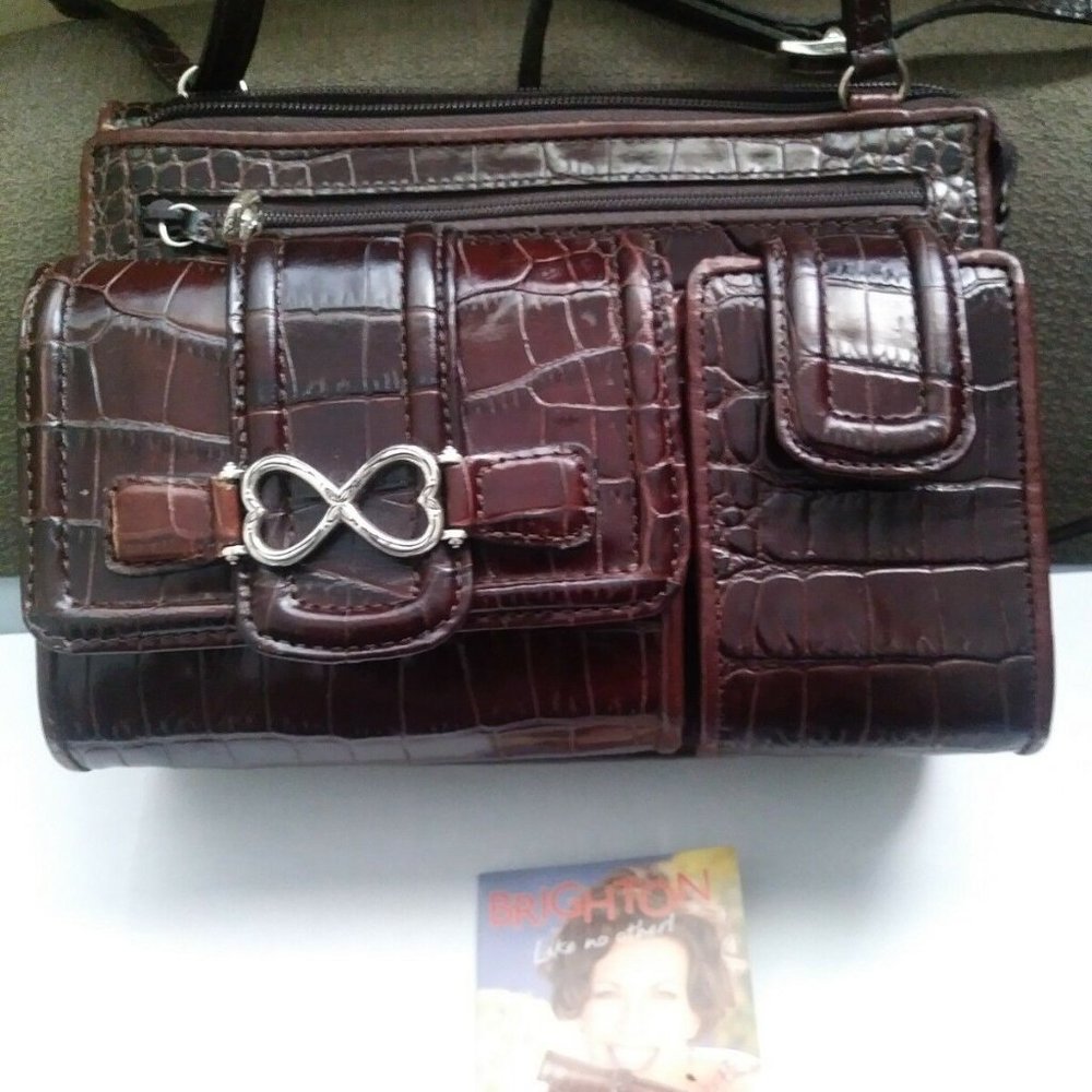 NWOT Brighton Leather small Organizer Shoulder